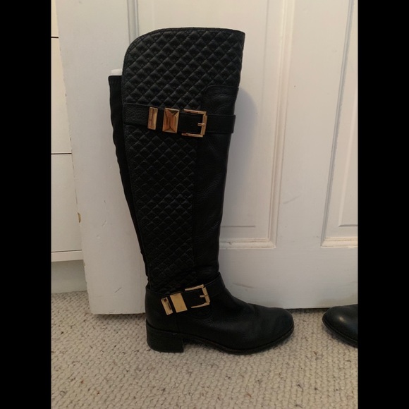 Vince Camuto size 7 black boots - Picture 1 of 4